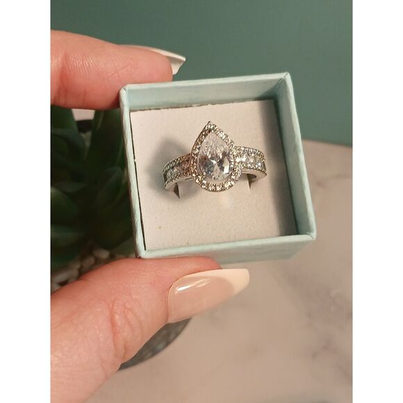 Women's 3.50Ct Pear-Cut Lab Diamond Halo Engagement Ring – 14K White Gold Plated - Picture 13 of 14